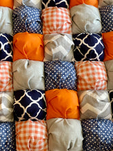 Load image into Gallery viewer, Orange Crush Bubble Quilt
